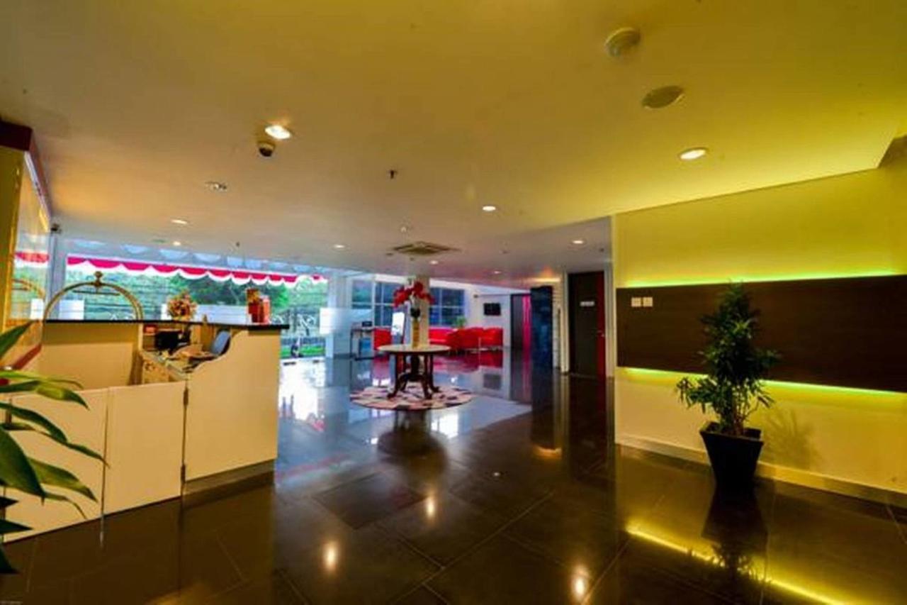 D'Hotel Джакарта Екстериор снимка