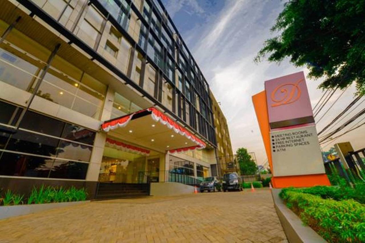 D'Hotel Джакарта Екстериор снимка