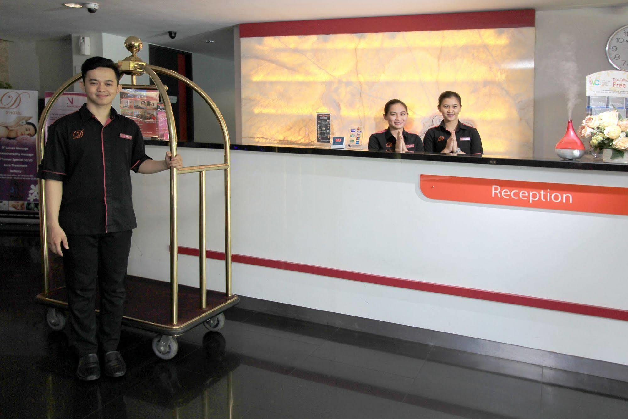 D'Hotel Джакарта Екстериор снимка