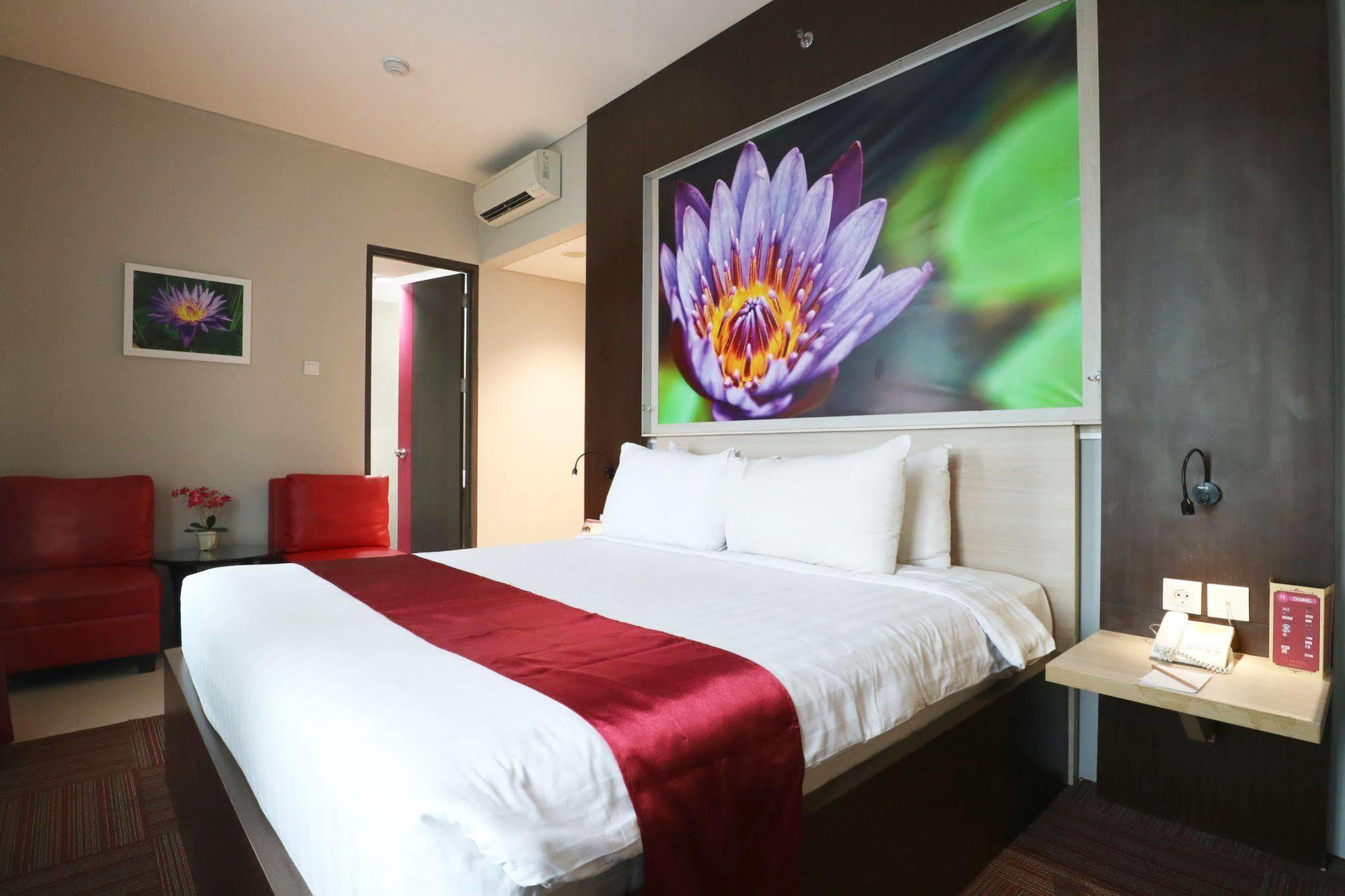 D'Hotel Джакарта Екстериор снимка